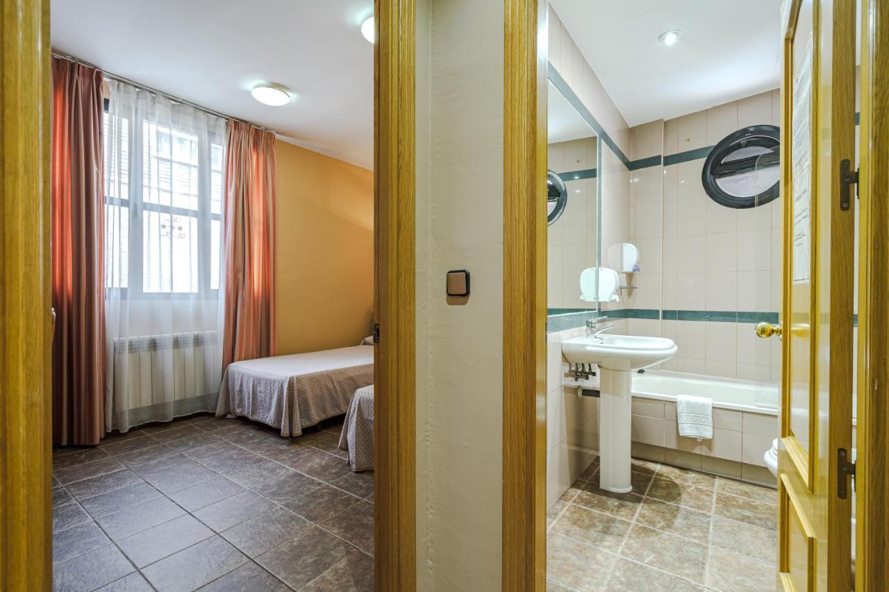 Hostal Don Juan Meco Luaran gambar