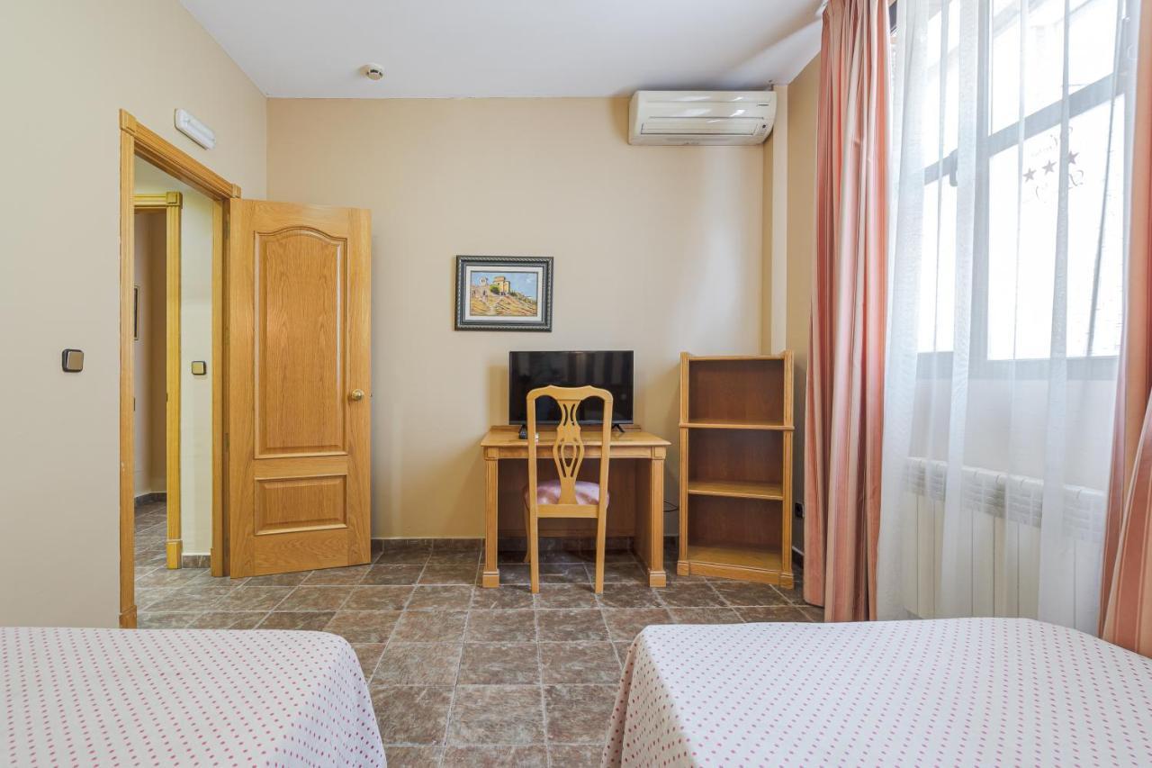 Hostal Don Juan Meco Luaran gambar